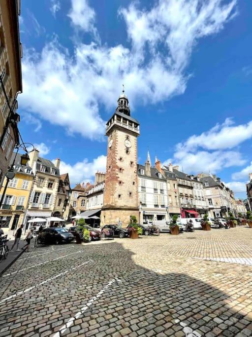La Maison Des Cours - Wifi - Centre Ville Moulins (Allier) Exterior foto
